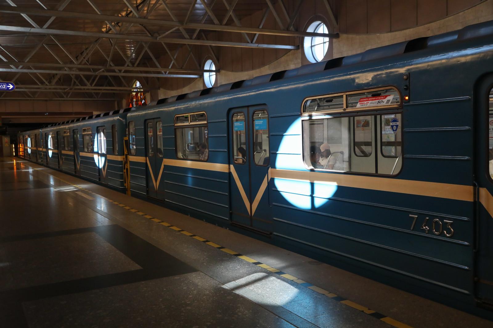 Движение поездов метро на участке линии 5 между станциями «Шушары» и «Международная» восстанавливается
