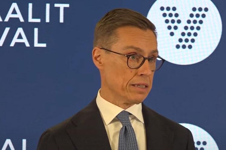Президент Финляндии согласился представлять ЕС на переговорах с Россией